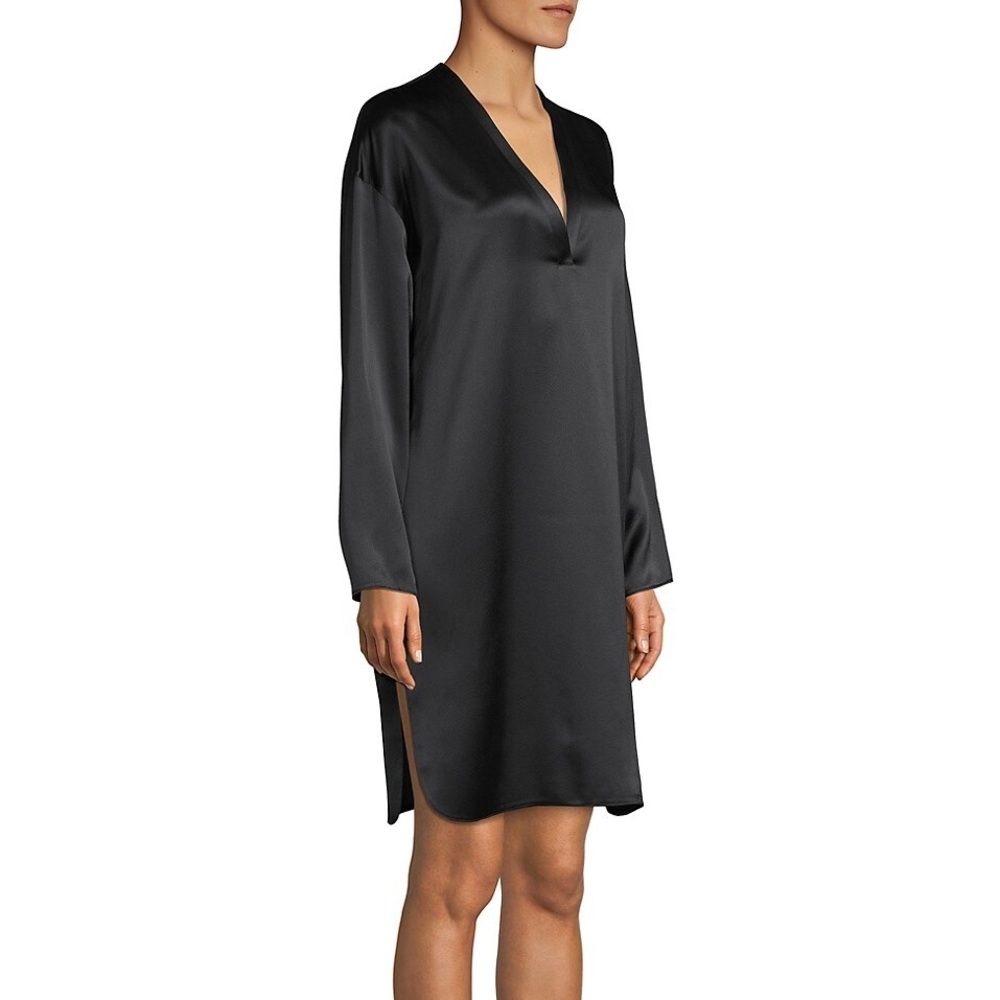 Vince 100% Silk Long Sleeve Shift Dress black, size; S, like new.
